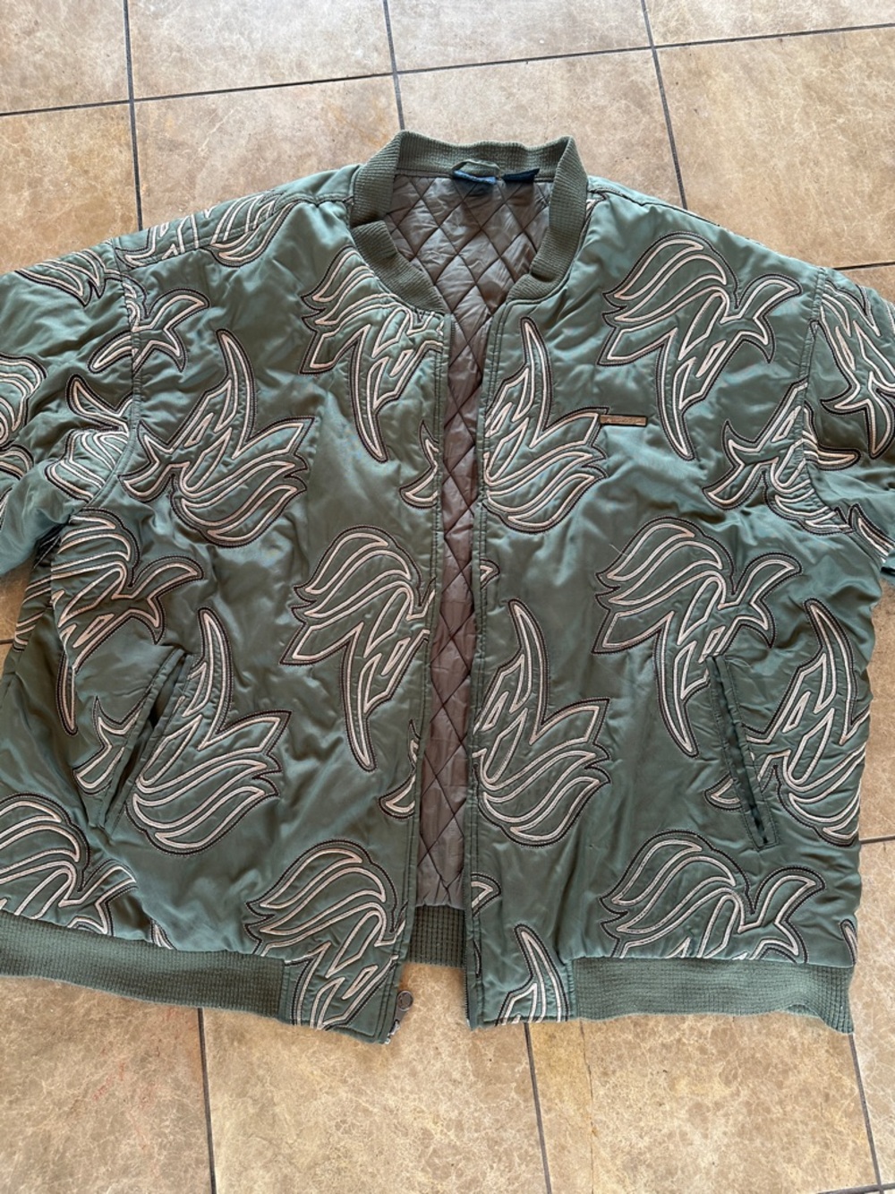 Al Wuasam Men's Olive Green Quilted Bomber Jacket with Patch Embroidery